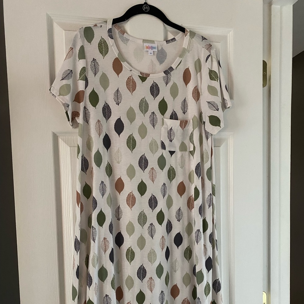 Gently used LuLaRoe dress with leaf print.